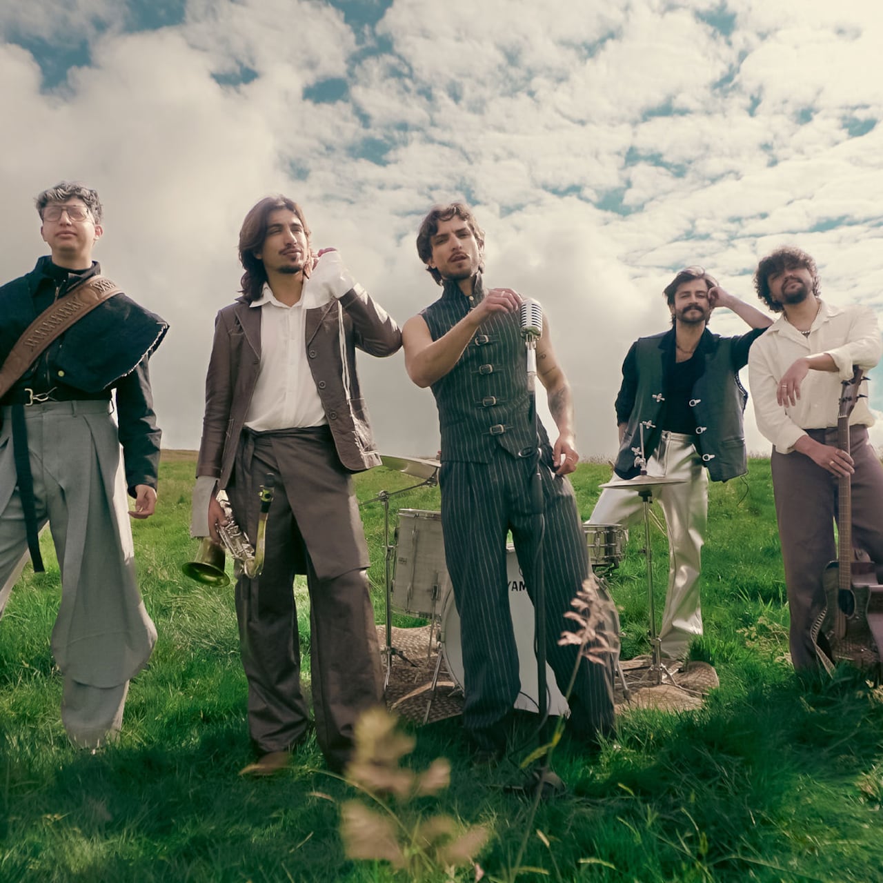 Nasa Histoires es una banda de jazz, indie, rock y folclore colombiana formada en la ciudad de Tunja - en el año 2016