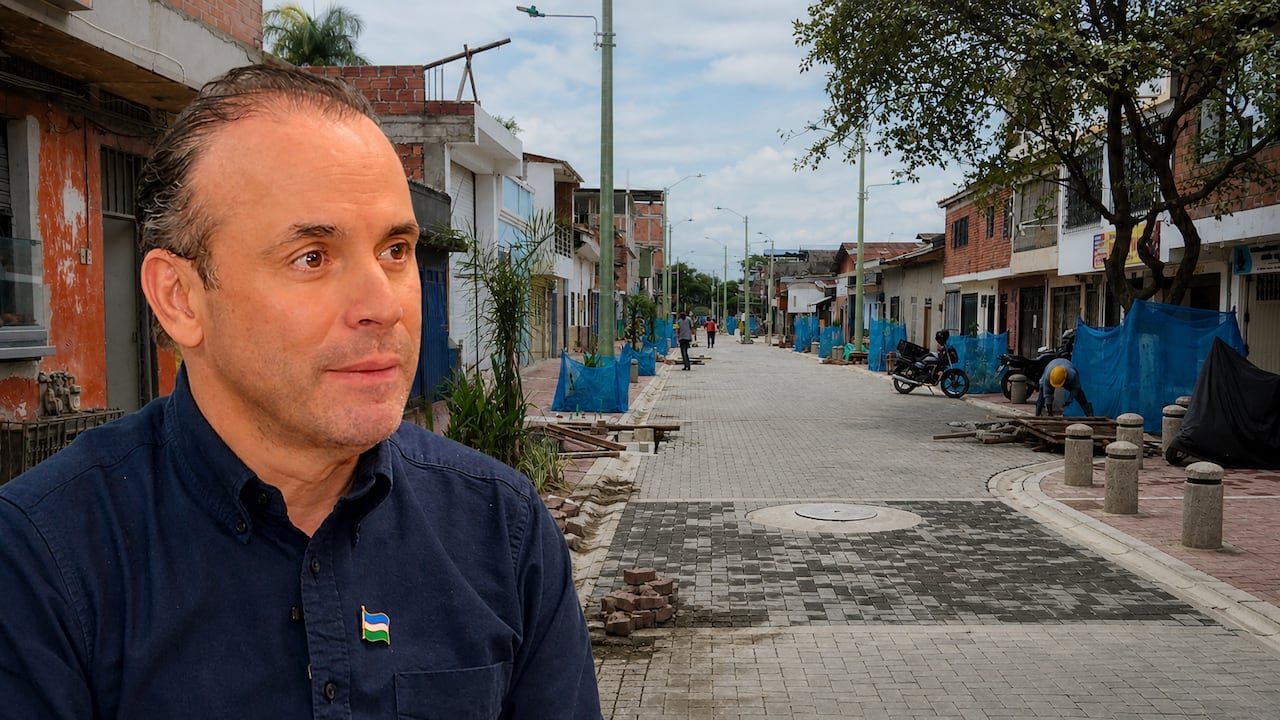 El alcalde Alejandro Eder se refirió al avance en las obras de remodelación del barrio Obrero, centro de la ciudad.