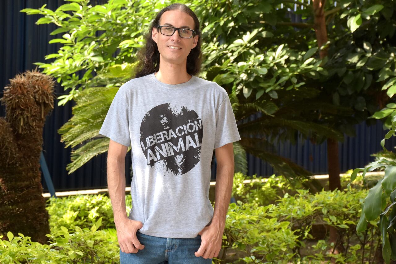 Entrevista con Personaje El País Concejal Terry Hurtado Partido Verde.