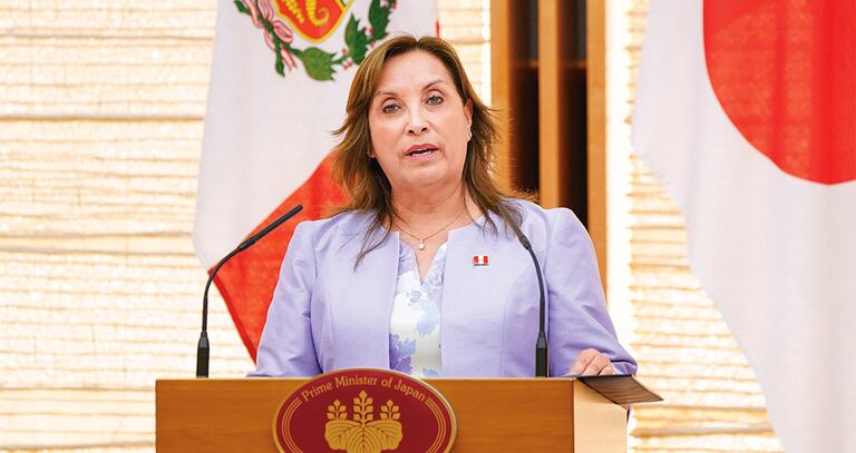 Dina Boluarte, presidenta del Perú, aceptó el llamado para reactivar la Comperif y poder revisar la delimitación territorial.