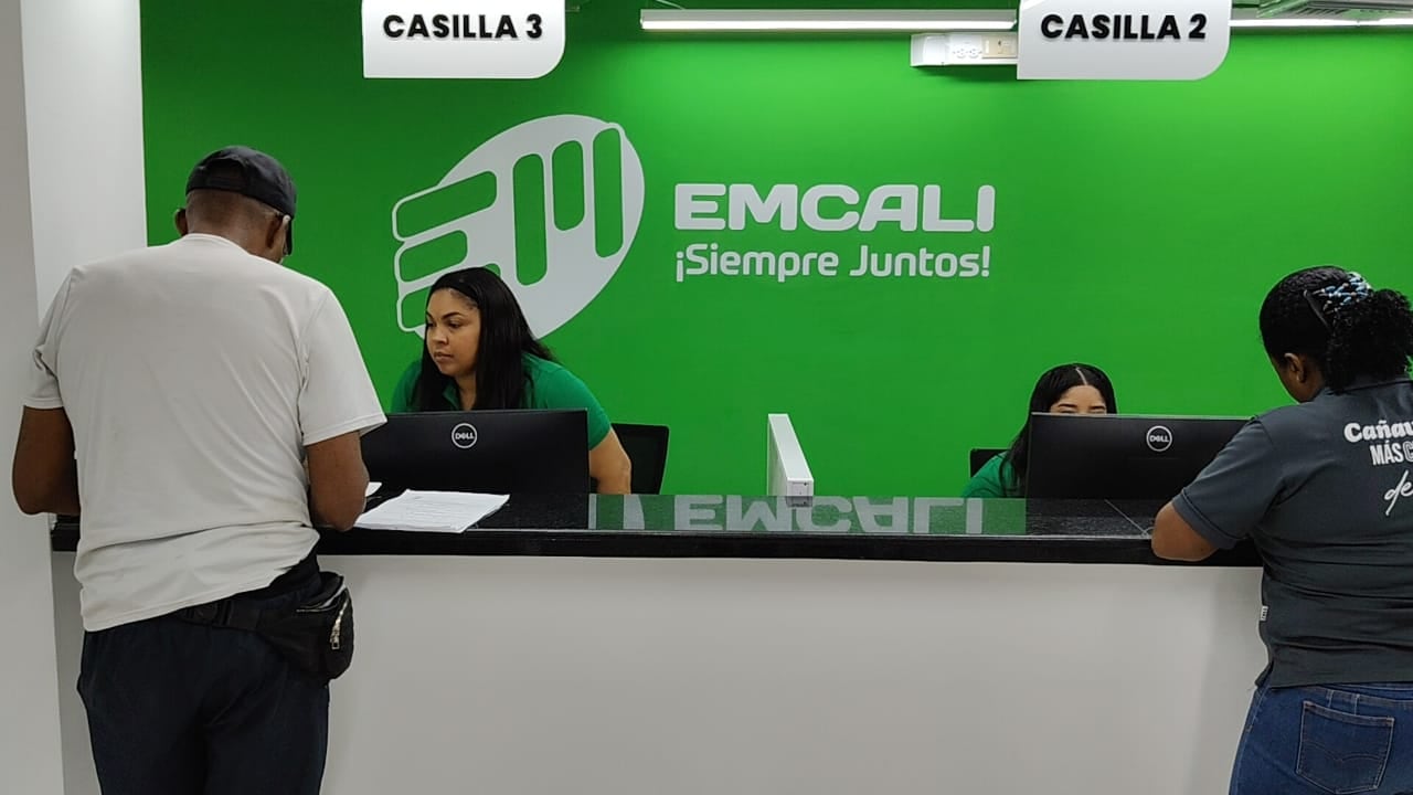 En nuevo Centro de Atención de EMCALI en la Comuna 14 cuenta con instalaciones más cómodas para la comunidad.