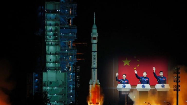 Tres astronautas viajaron rumbo a la estación Tiangong en histórica misión china