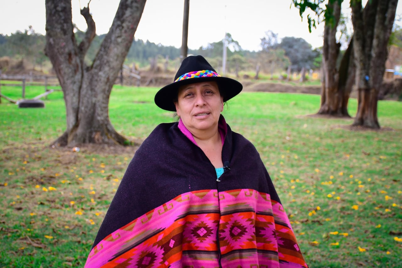 María Ovidia, mujer indígena del Pueblo Yanacona, defensora de los Derechos Humanos, y James Flor, líder social de Cajibío, dedicaron parte de sus vidas al trabajo comunitario, a la defensa de los derechos y al acompañamiento de las comunidades.