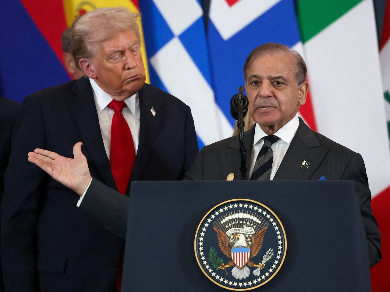Shehbaz Sharif, solicita a Donald Trump una prórroga
