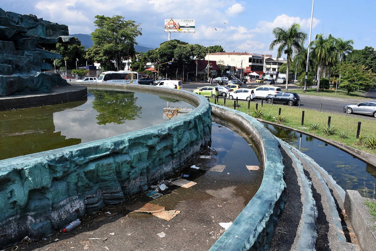 Abandono Monumento de la Solidaridad y Vía en Mal estado Calle 34 con Avenida 2 NORTE