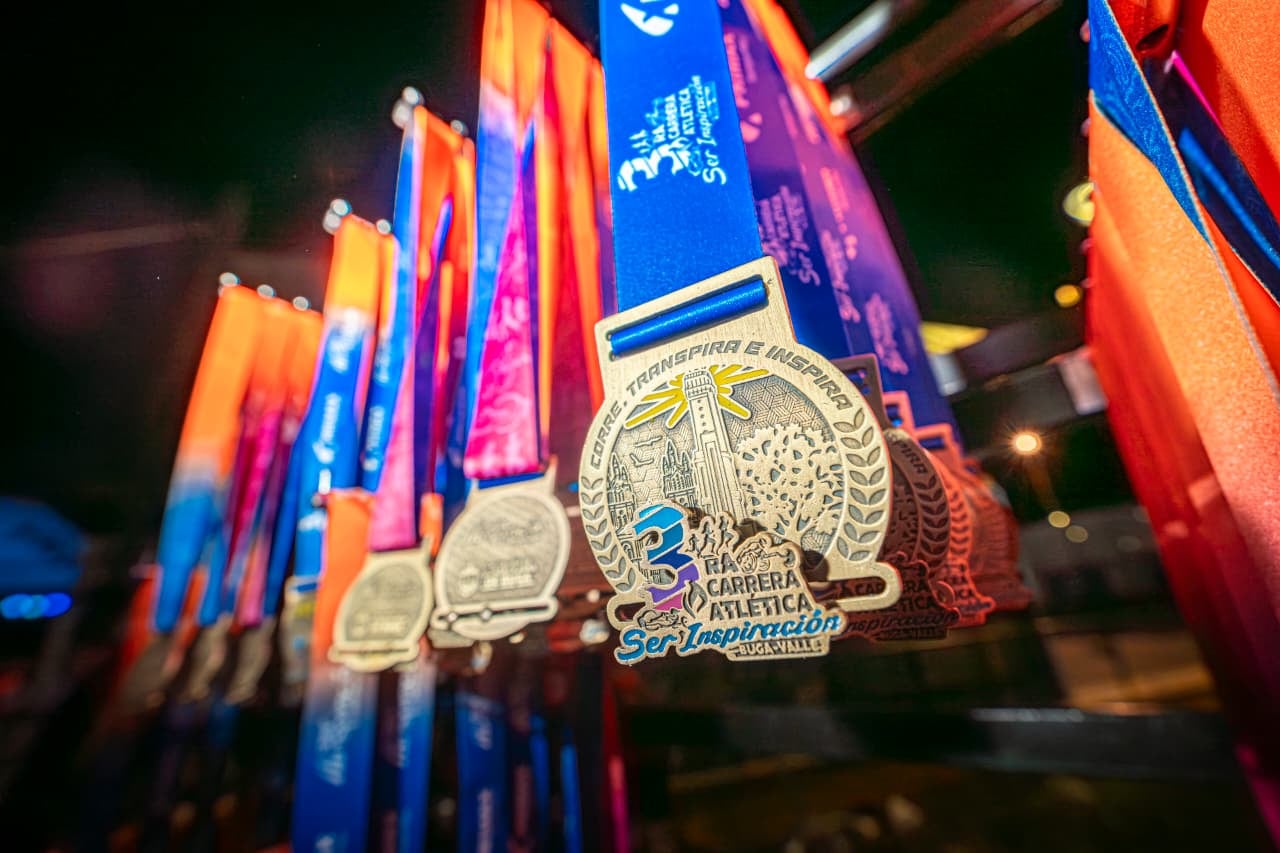 Medallas de tercera edición de la Carrera Ser Inspiración.