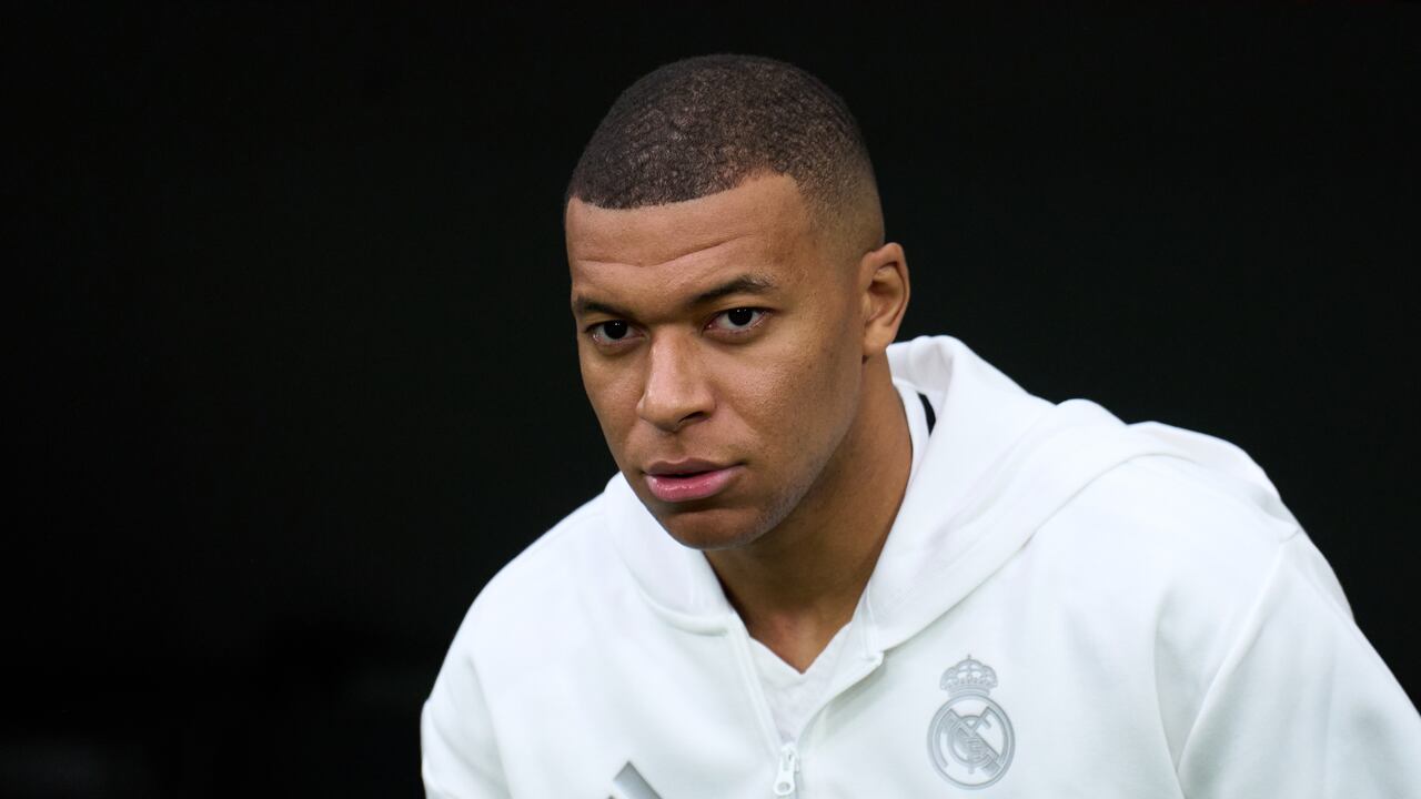 MADRID, SPAIN - MARCH 09: Kylian Mbappe of Real Madrid looks on prior to the LaLiga match between Real Madrid CF and Rayo Vallecano at Estadio Santiago Bernabeu on March 09, 2025 in Madrid, Spain. (Photo by Angel Martinez/Getty Images)