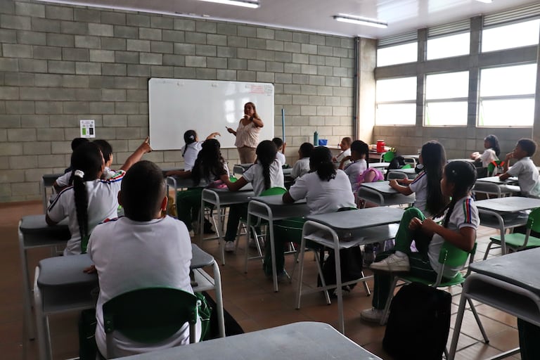 Remodelación de la sede Fernando de Aragón de la institución Educativa Evaristo García. Varios colegios públicos de Cali están en procesos de remodelación.