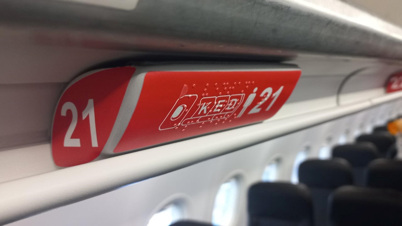 Avianca también realizó cambios en los colores de la numeración para que se facilite su lectura.