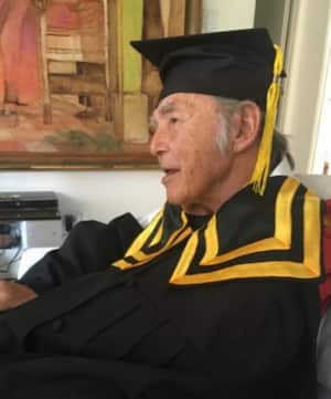 Manolo Lago recibió el Honoris Causa por parte de la Universidad del Valle, por su larga y valiosa trayectoria como arquitecto.