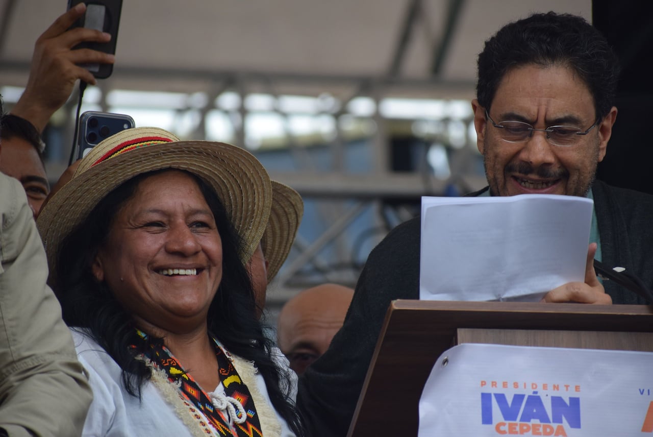Cierre de campaña de Iván Cepeda en la ciudad de Popayán, al lado de la dirigente caucana Aída Quilcué, evento realizado este martes 19 de abril.