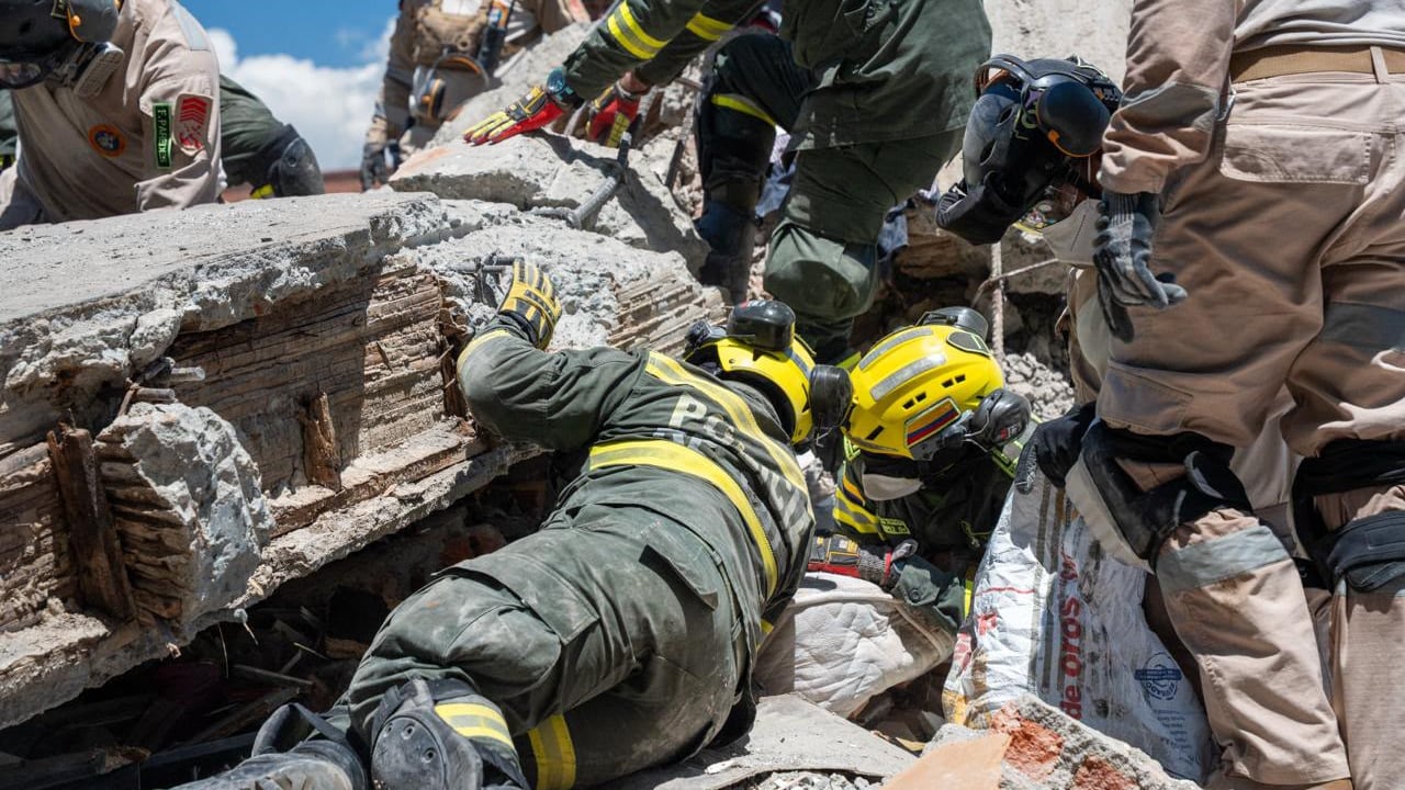 RESCATES - TERREMOTO- SISMO