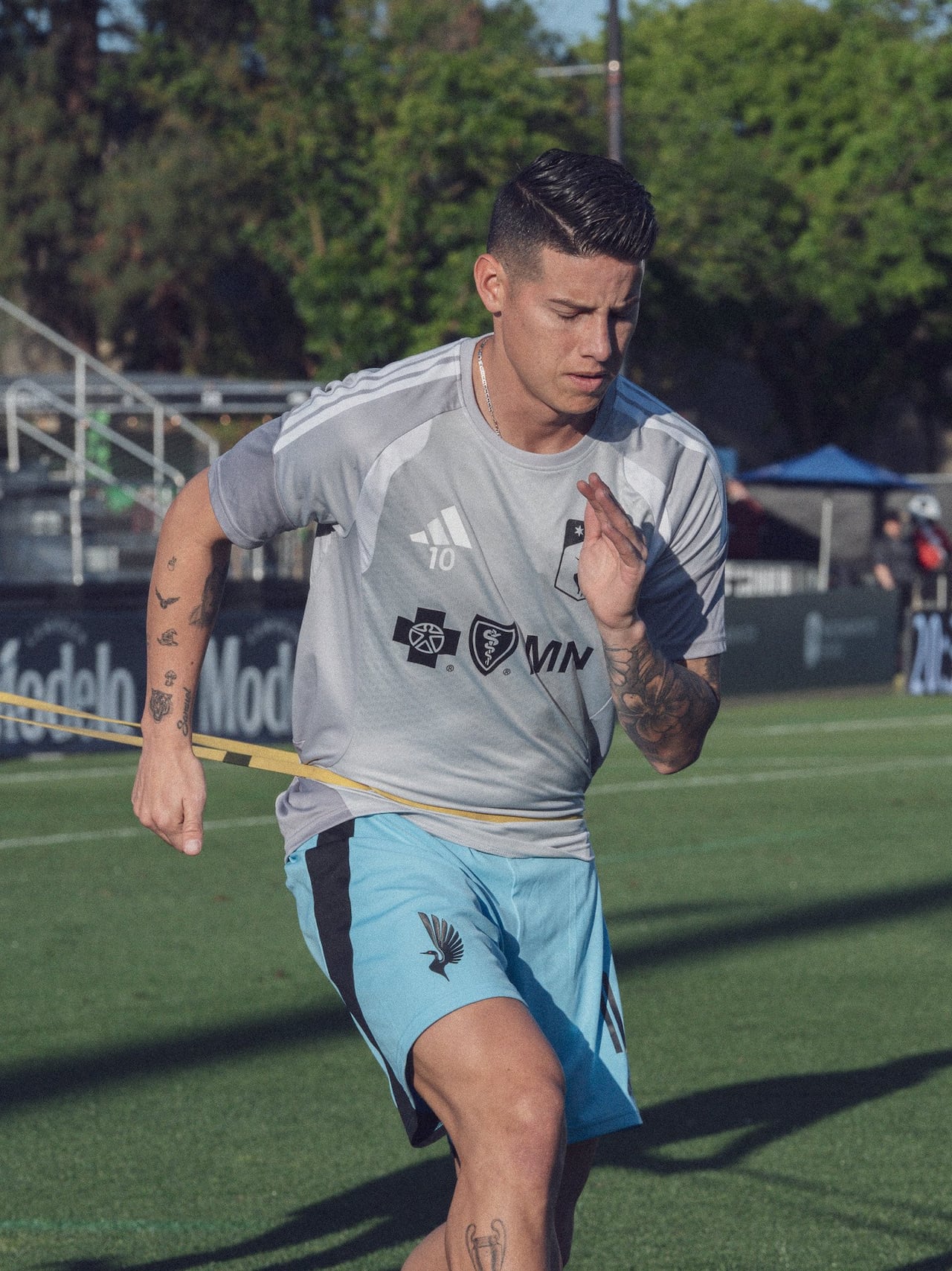 James Rodríguez hace sus ejercicios precompetitivos previo a su reaparición con el Minnesota United.