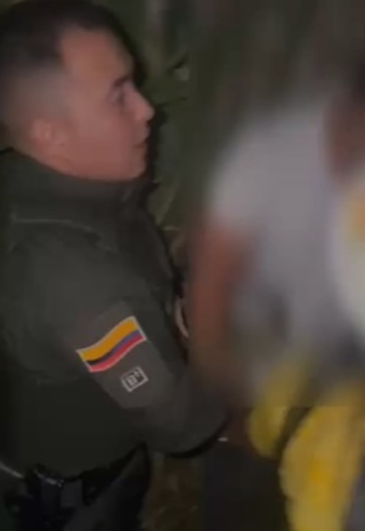 Uniformados de la Estación de Policía de Consacá atendieron oportunamente una emergencia en el barrio San Vicente, donde lograron proteger la vida de un joven que atravesaba una difícil situación emocional.