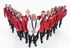 EL GRAN COMBO DE PUERTO RICO: Desde su fundación, el 26 de mayo de 1962, El Gran Combo de Puerto Rico cultiva un espacio importante en el cancionero puertorriqueño y antillano, destacándose como una de las pocas instituciones musicales que asumen la representación social e histórica del desarrollo de la modernidad melódica, transitando por la interpretación de ritmos como bomba, guaracha, merengue, boogaloo, jala-jala, bolero, tango y, por supuesto, salsa. Es, sin dudas, seña de la identidad nacional puertorriqueña y afrocaribeña que se nutre de la rica tradición cultural que emerge y se consolida en la última mitad del siglo XX y que permanece fortalecida hasta el presente.