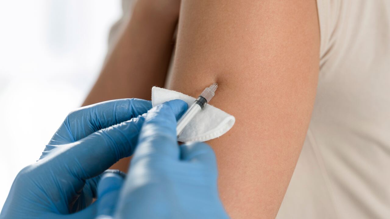 Existen otras medidas de autocuidado que se deben tener en cuenta como complemento a la vacunación más no reemplazan la misma como la citología vaginal.