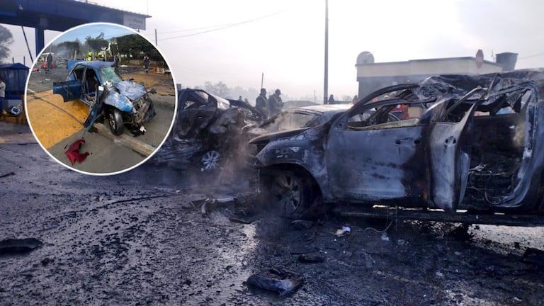 El automóvil en el que viajaban fue impactado por un tractocamión que perdió el control.