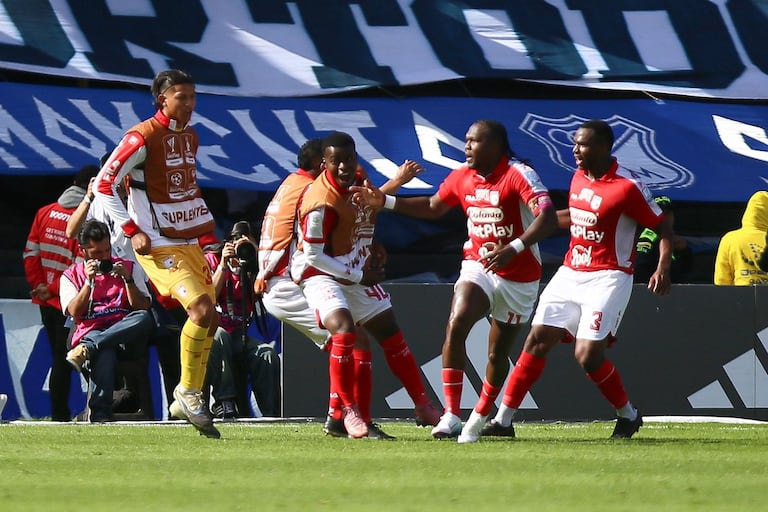 Imagen del clásico capitalino entre Millonarios e Independiente Santa Fe por la fecha 16 del primer semestre de la Liga Colombiana 2026.