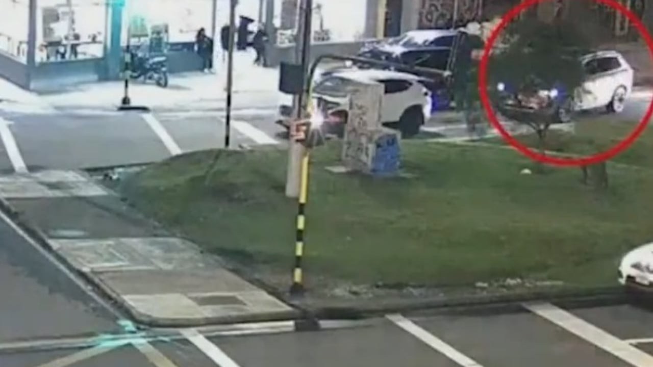 En un semáforo los secuestradores fueron abordados por la policía.