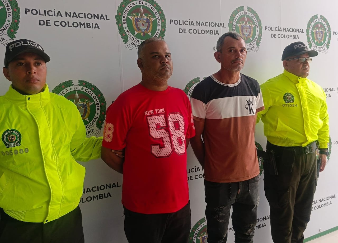 Dos hombres capturados por la muerte en extrañas circunstancias de Yulixa Toloza