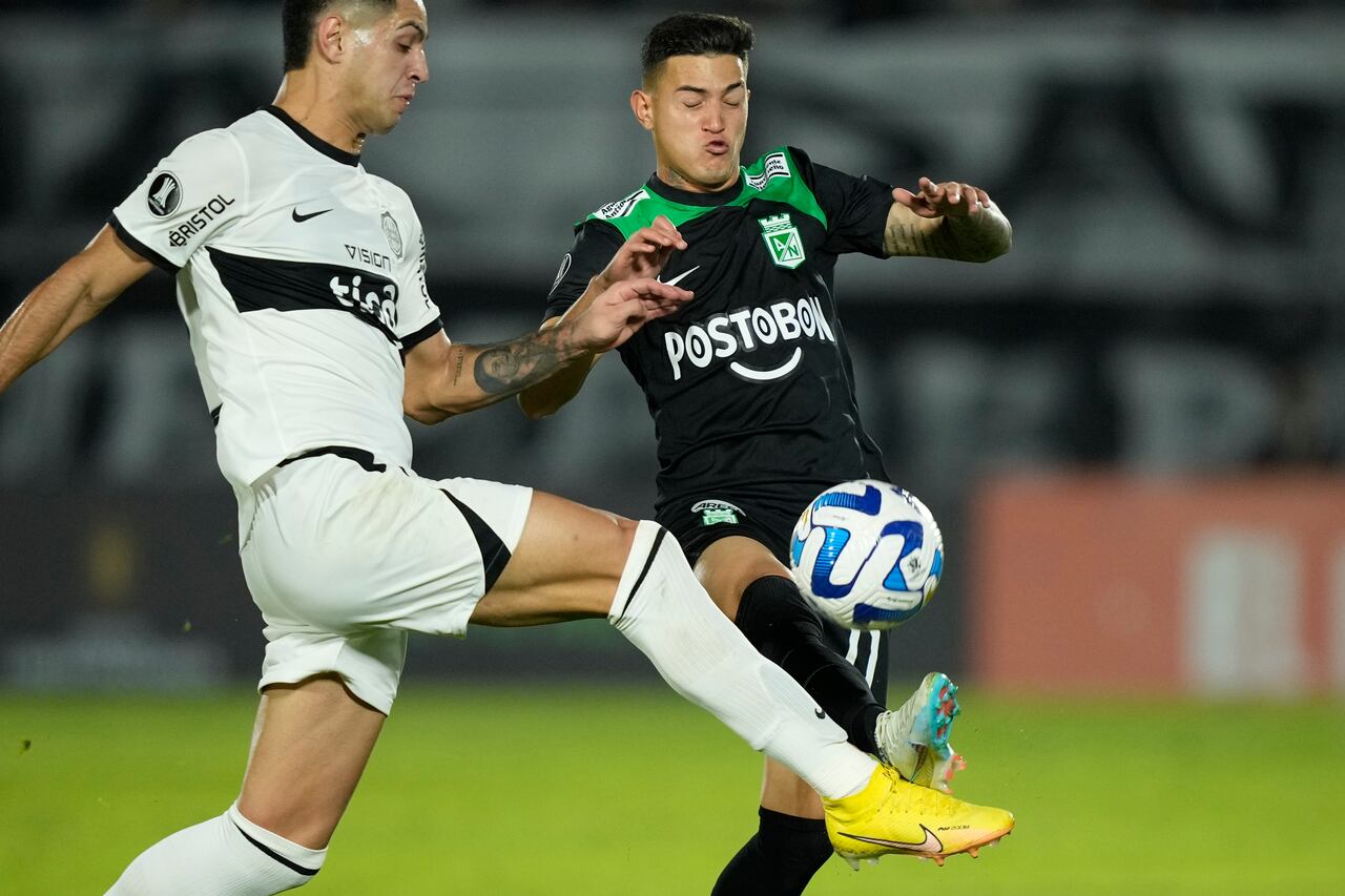 Imagen del partido entre Olimpia y Atlético Nacional por la fecha 5 de la Fase de Grupos de la Copa Libertadores 2023.