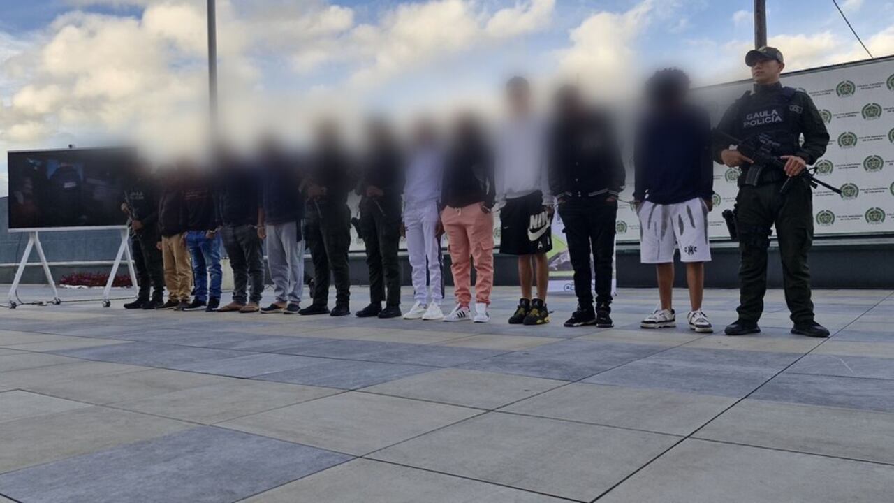 A los nueve capturados se les imputaron cargos por secuestro extorsivo, porte ilegal de armas de fuego y concierto para delinquir.