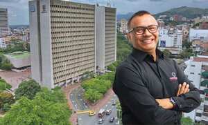 El contralor de Cali, Pedro Antonio Ordoñez, ha sido cuestionado en varias oportunidades por tener afinidad con funcionarios de la Alcaldía de Cali, y que por ello las investigaciones no prosperan.