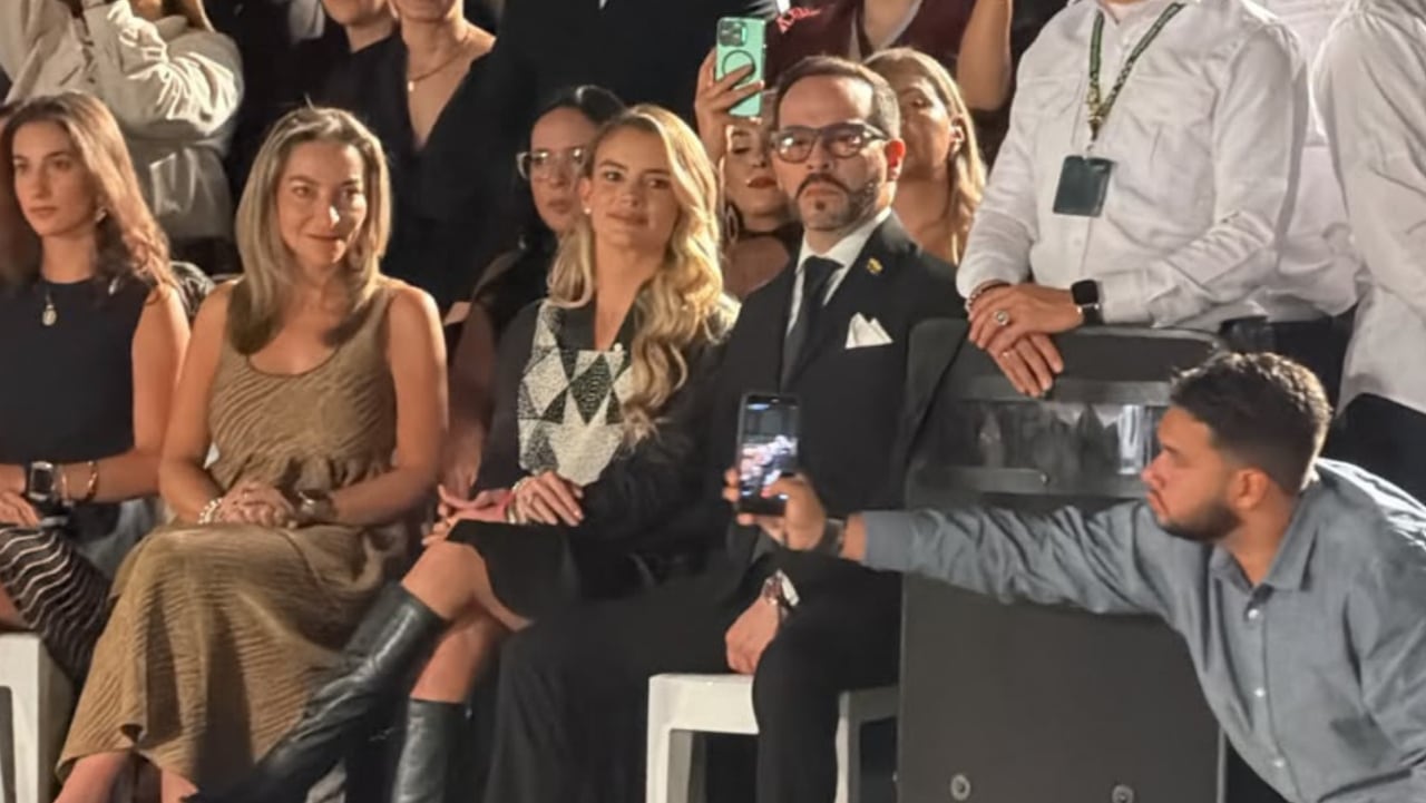 Abelardo De La Espriella y su esposa en Colombiamoda.