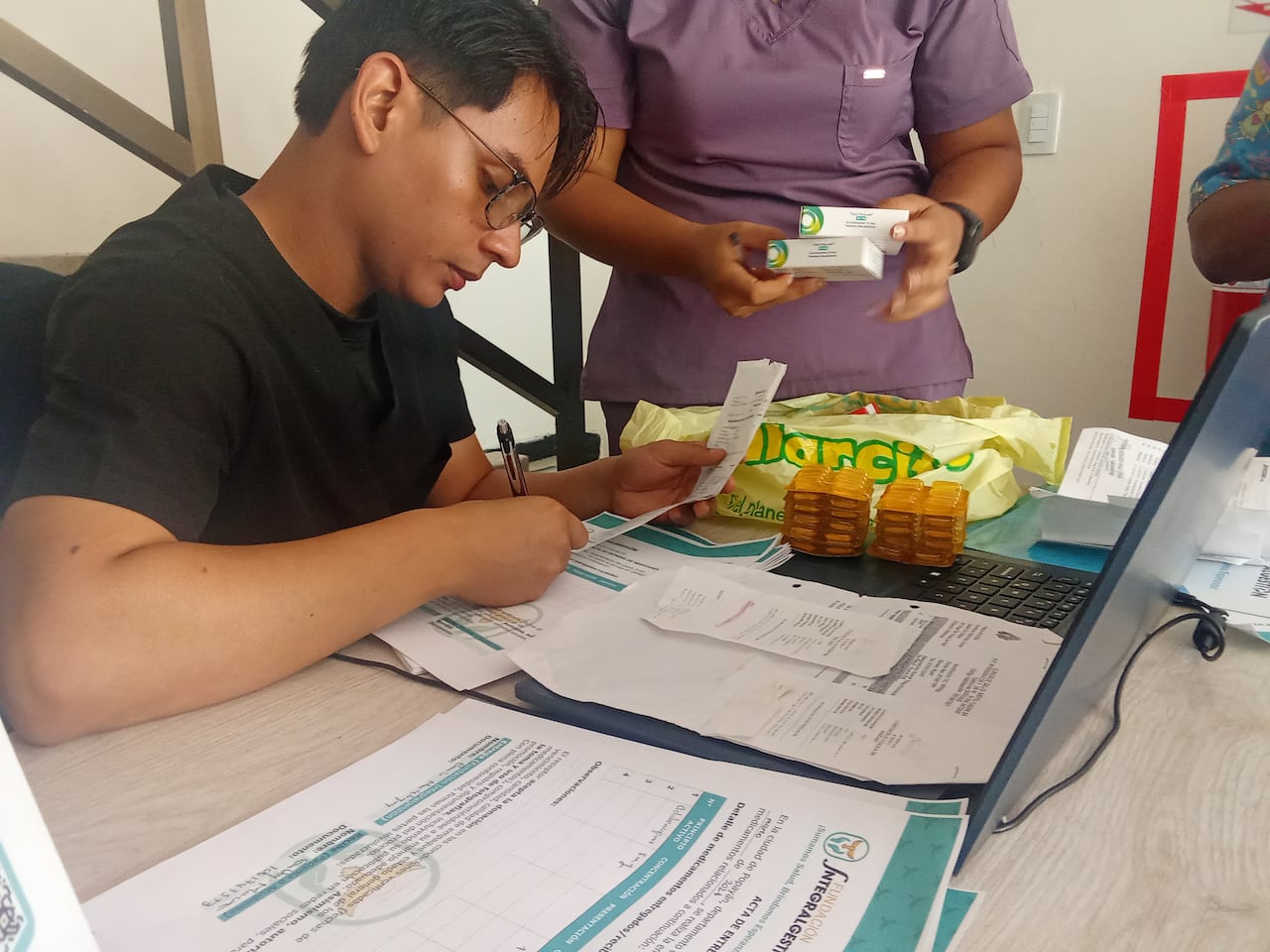 La iniciativa solidaria es ahora un apoyo para muchos usuarios de la Nueva EPS que denuncian dificultades para recibir sus fórmulas médicas.