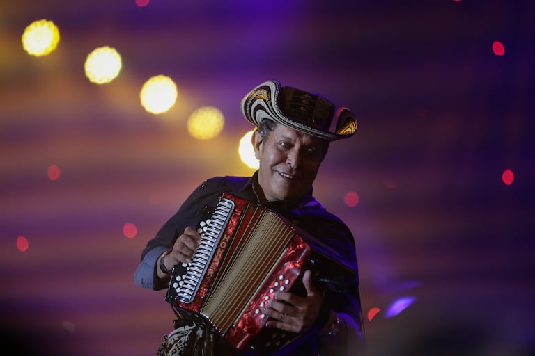 Egidio Cuadrado en un concierto de Carlos Vives.