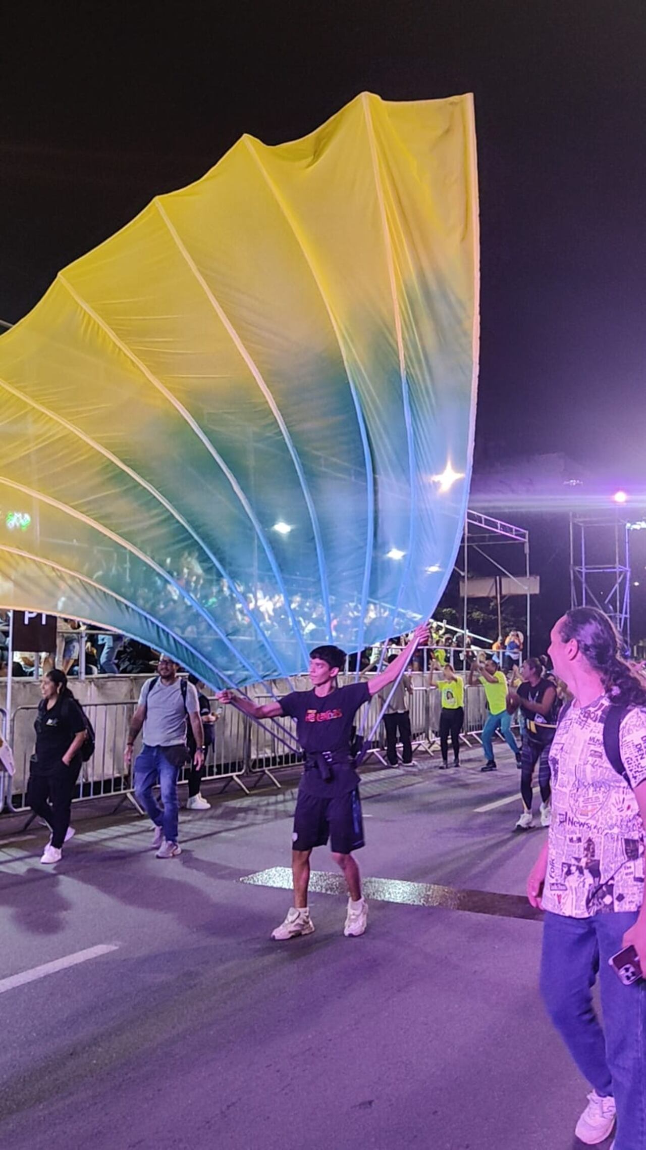 La salsa tomó la noche caleña en el ensayo final del Salsódromo 2025
