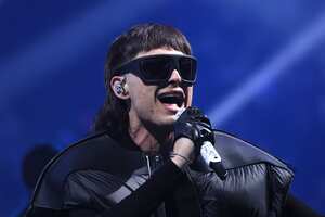 Peso Pluma se presentará en Colombia.