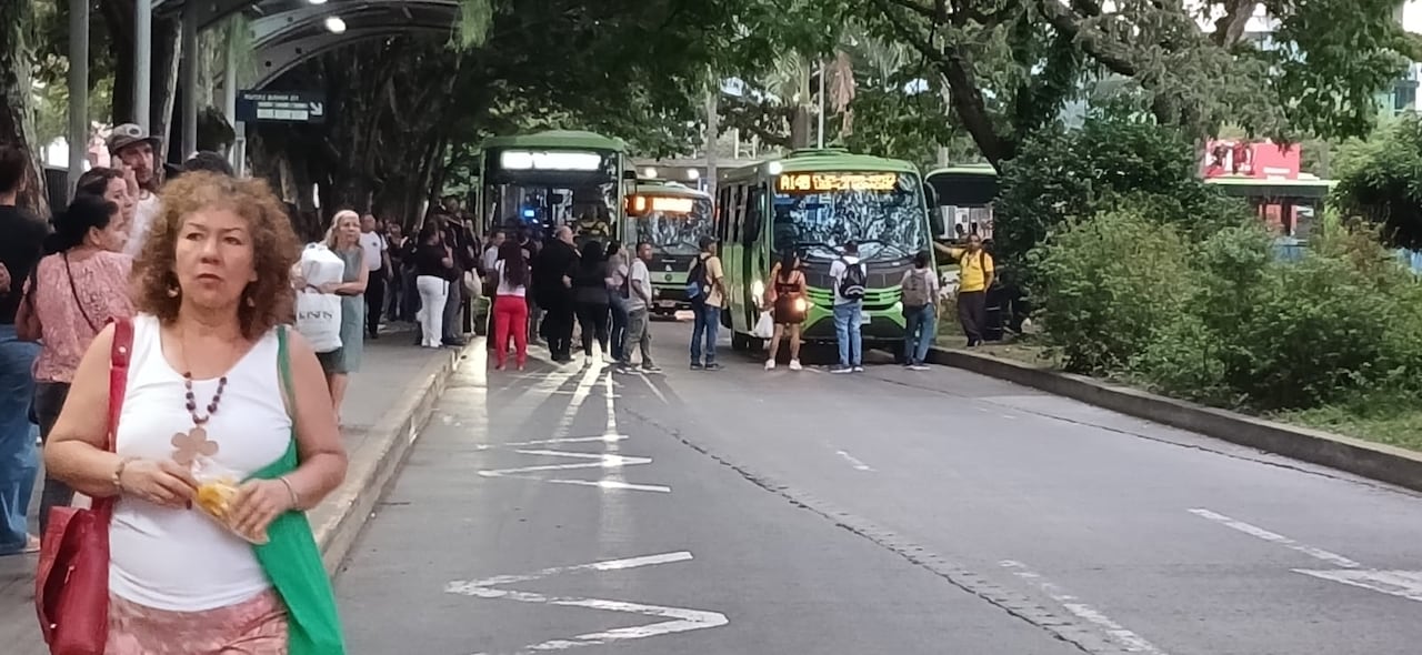 Estación del MIO Universidades