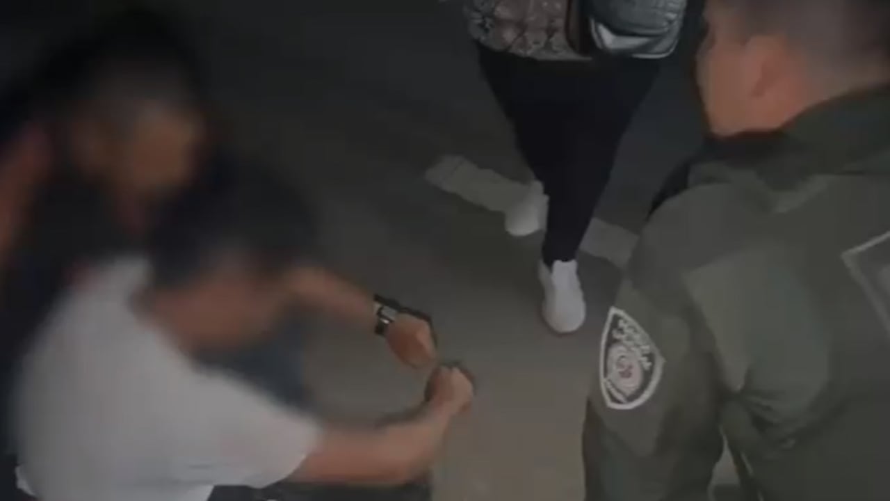 La rápida reacción policial y el apoyo de la comunidad fueron fundamentales para evitar una tragedia y poner a salvo al ciudadano de 26 años en el municipio de Consacá.