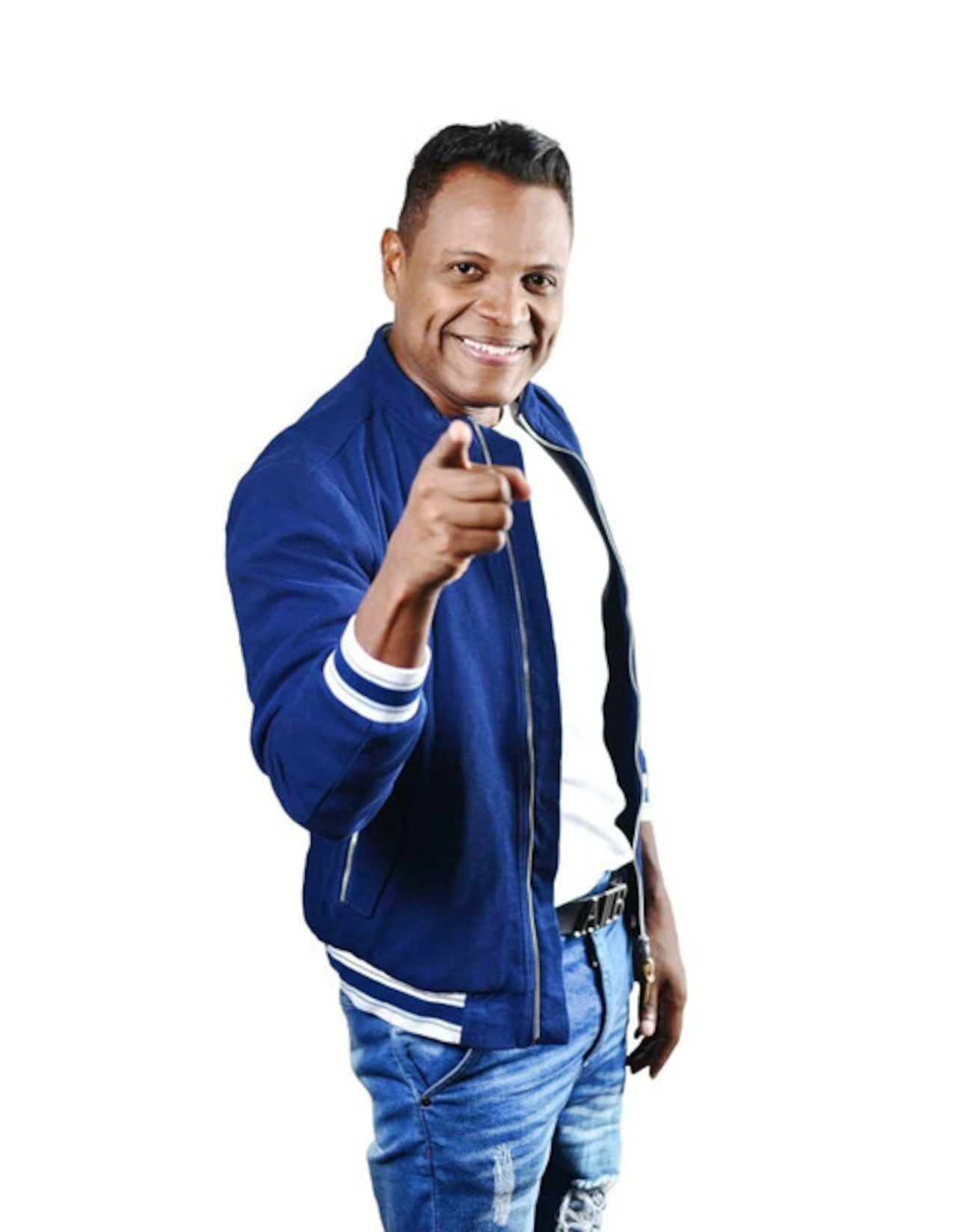 En las bolsas para el mareo que colocan en los aviones, con un bolígrafo prestado, Ómar Geles escribió las primeras líneas de algunos memorables vallenatos.