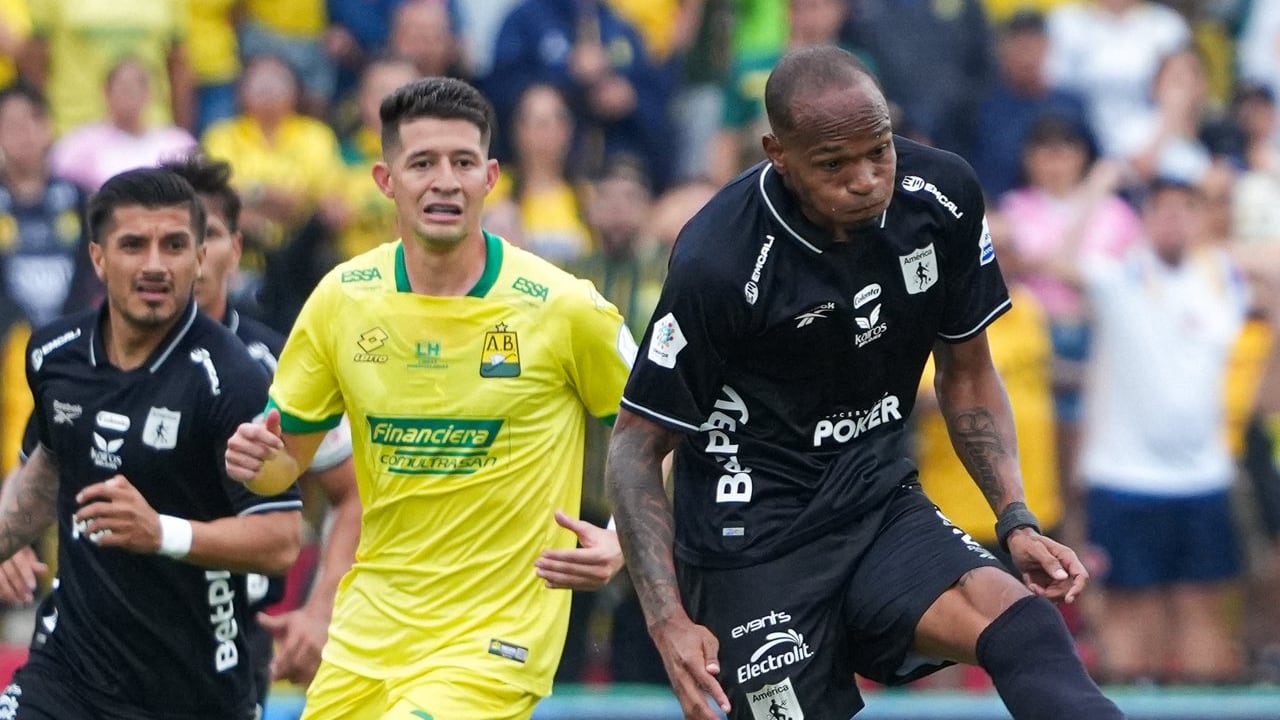 Atlético Bucaramanga vs. América de Cali en el Estadio Américo Montanini