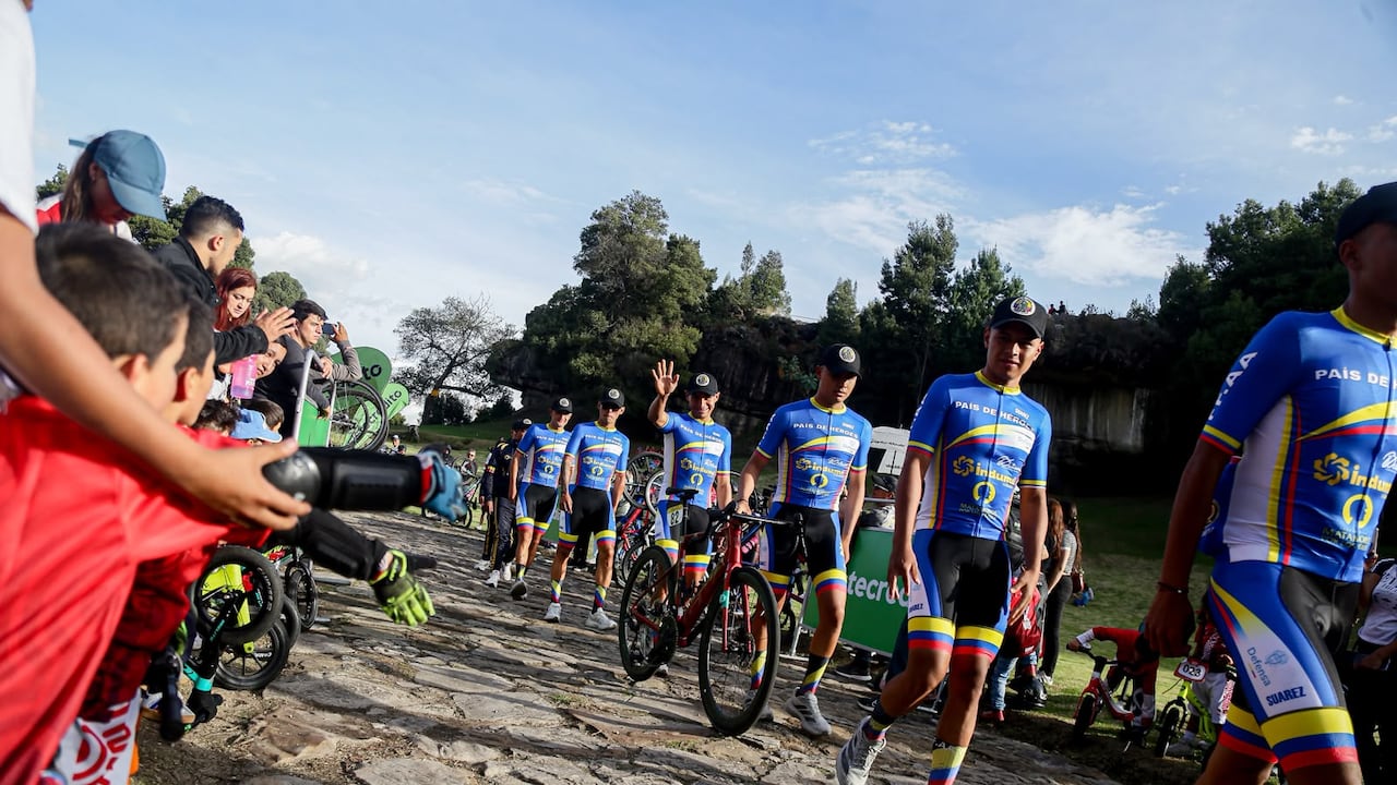 En Facatativá, así se vivió la inauguración y presentación de los equipos que serán parte de la edición número 66 del Clásico RCN, una de las competencias de ciclismo más importantes del país.