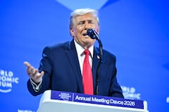 262 / 5.000
El presidente de Estados Unidos, Donald Trump, hace un gesto durante su discurso especial durante la reunión anual del Foro Económico Mundial (FEM) en Davos el 21 de enero de 2026.