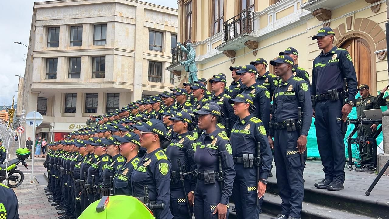 Estos uniformados, certificados en competencias policiales funcionales, reforzarán las estrategias de contención del homicidio y prevención del delito.