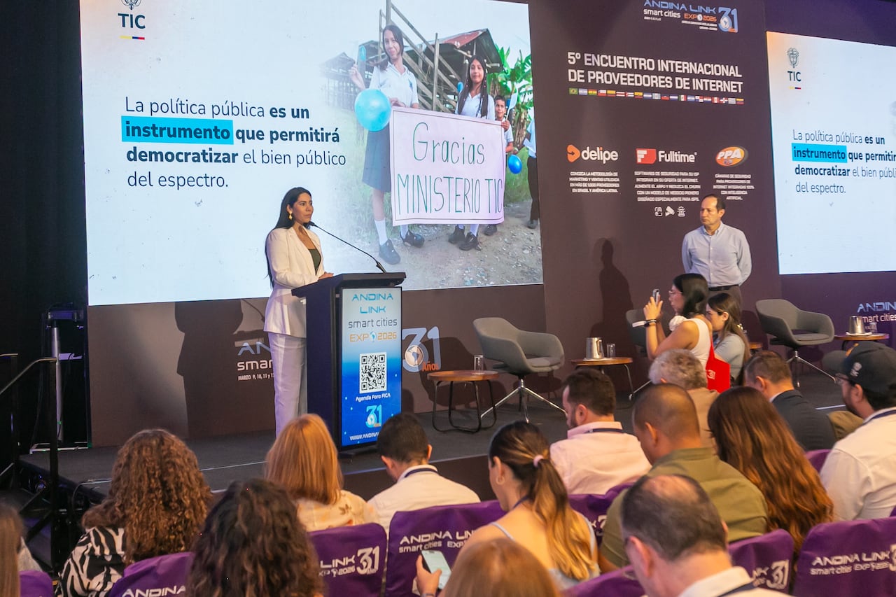 El MinTIC presentó resultados en conectividad, formación digital y despliegue tecnológico en el país.