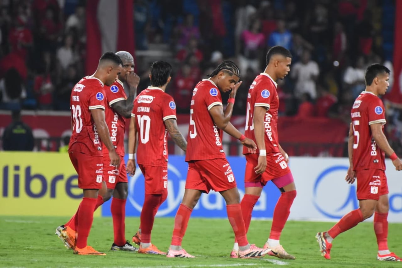 Así se vivió el duelo de los playoffs de la Copa Sudamericana 2026 entre América de Cali y Atlético Bucaramanga.