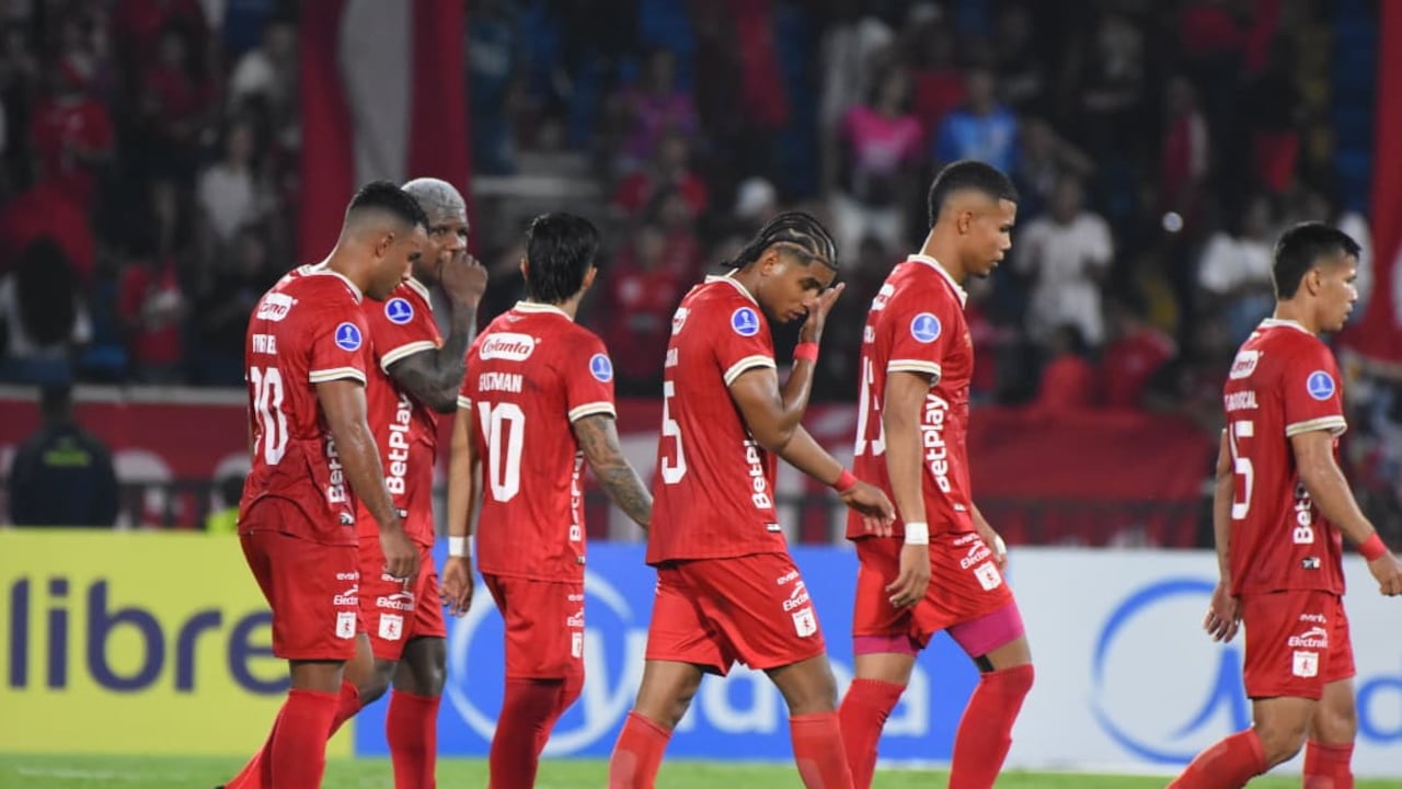 Así se vivió el duelo de los playoffs de la Copa Sudamericana 2026 entre América de Cali y Atlético Bucaramanga.