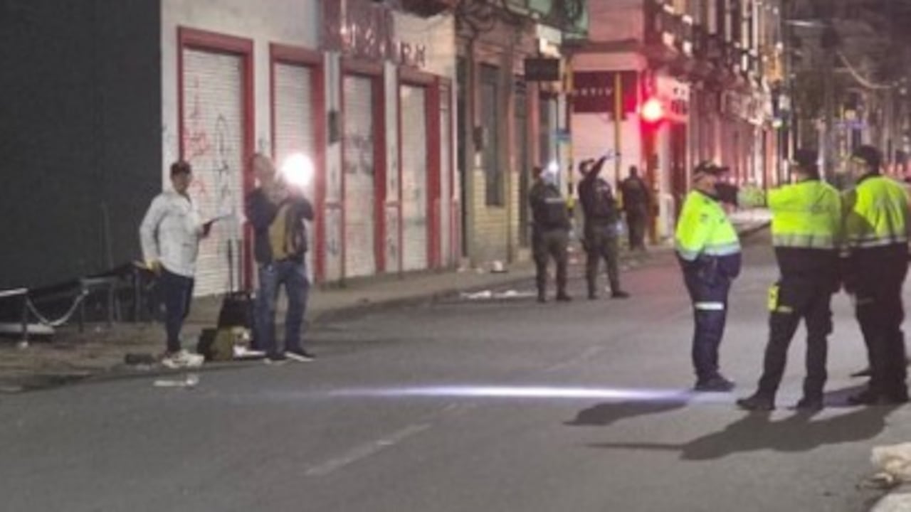 Detonación de artefacto de bajo poder en Pasto genera daños a las instalaciones de
RCN Radio y Lafm.