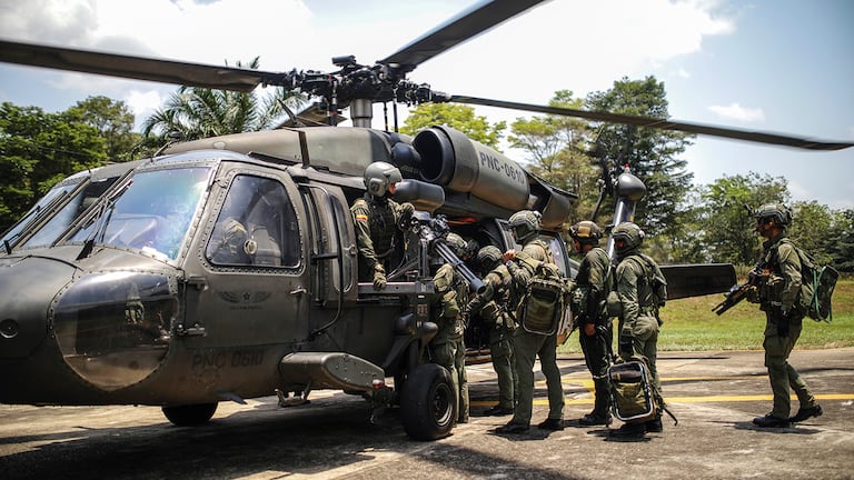 Un mayor habría presentado un documento con información falsa sobre labores de inteligencia antes del ataque del ELN a la base de Puerto Jordán, Arauca, en 2024. Hubo tres muertos y más de 20 heridos.