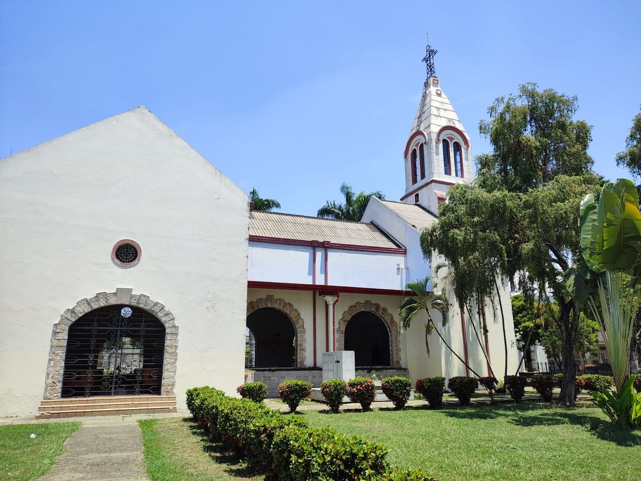 La capilla del Cementerio Central es una de las más antiguas de la ciudad.