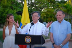 Antonella Petro, hija del presidente, Gustavo Petro (en el centro), y Antonio Sanguino, ministro de Trabajo, en Cartagena, el 29 de diciembre de 2025