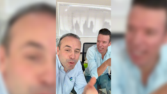 Alejandro Eder junto con Rigoberto Urán.