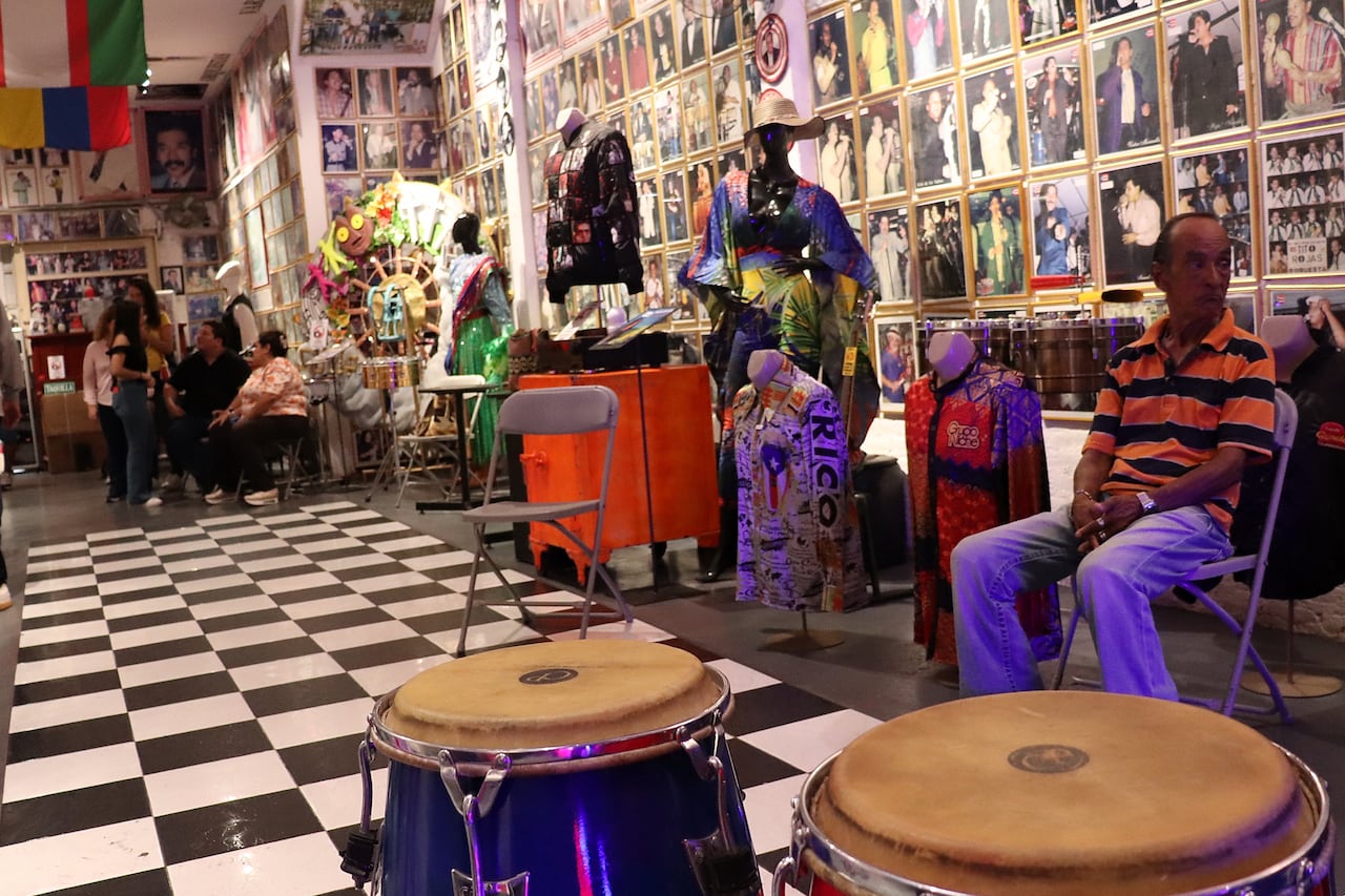MUSEOS DE LA SALSA EN CALI. Museo de la salsa del barrio obrero dirigido por Carlos Molina