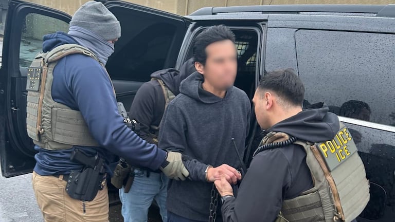 Capturas por parte de ICE a migrantes en Estados Unidos.