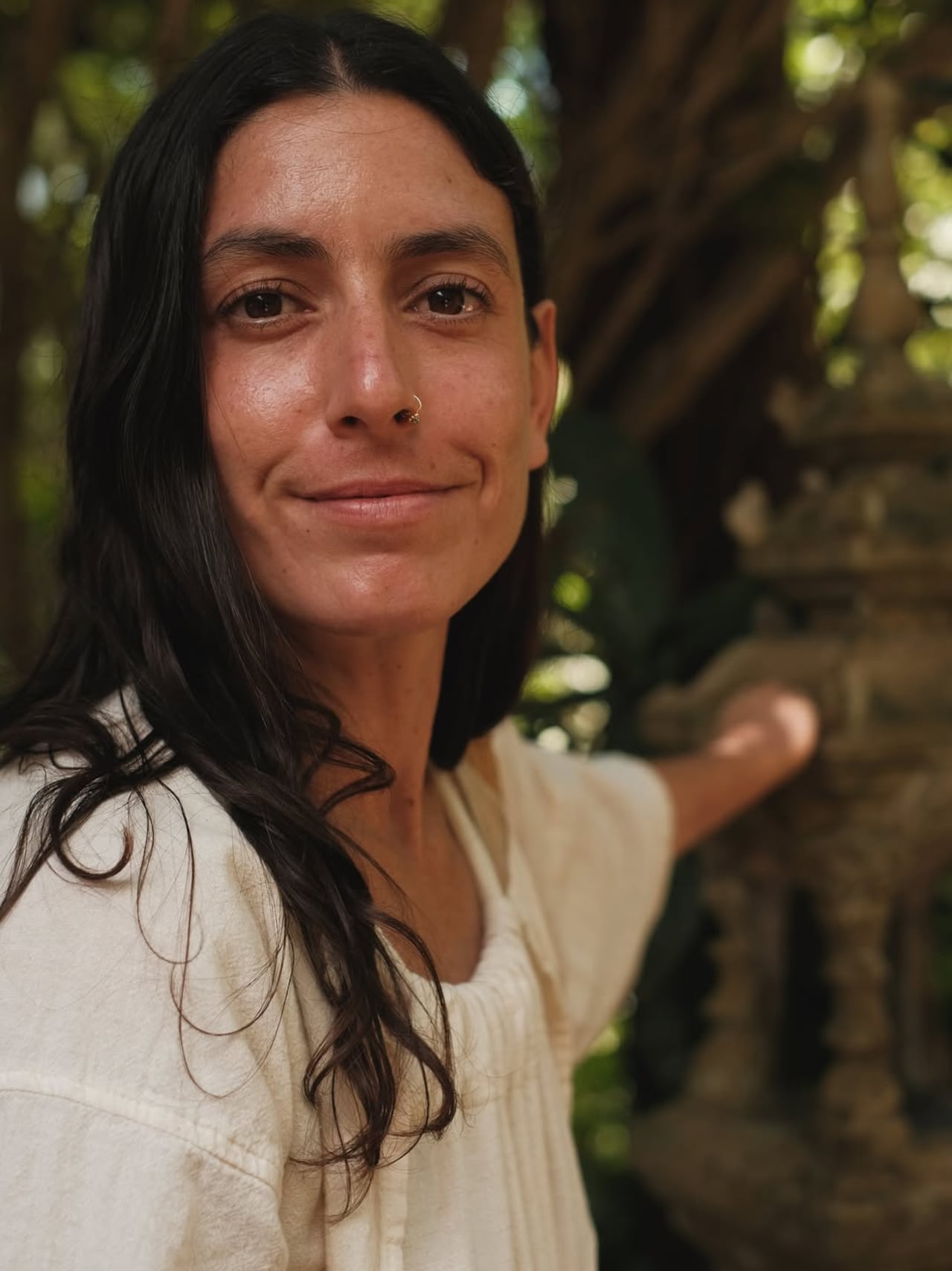Andrea Medina es la autora de El Mensaje de las Plantas.